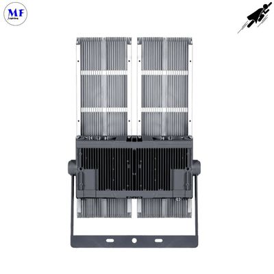 450W 5 Years Warranty LED Stadium Flood Light 3 Modules Design Beam Angle 15° /45° Optional IK10 IP66 For Sports Field